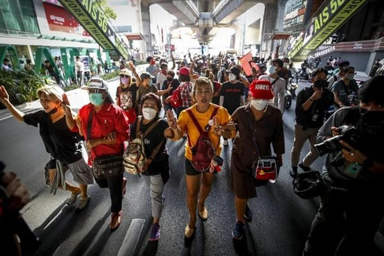 Bangkok cho phép biểu tình ôn hòa ở 7 địa điểm
