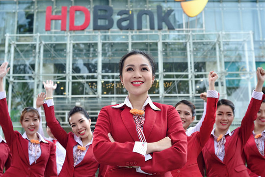 Tiếp tục 'phủ sóng' trên cả nước, HDBank mở mới 18 điểm giao dịch, tuyển dụng 250 ứng viên 