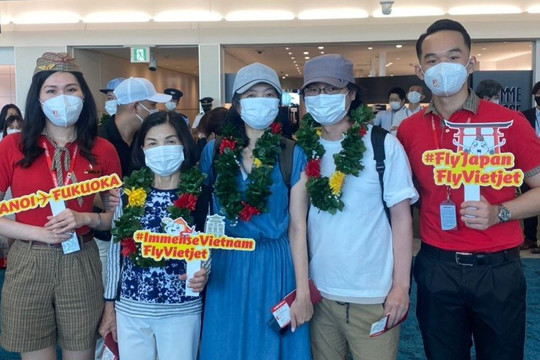 Hành khách Vietjet được chào đón nồng hậu tại Fukuoka và Nagoya, Nhật Bản