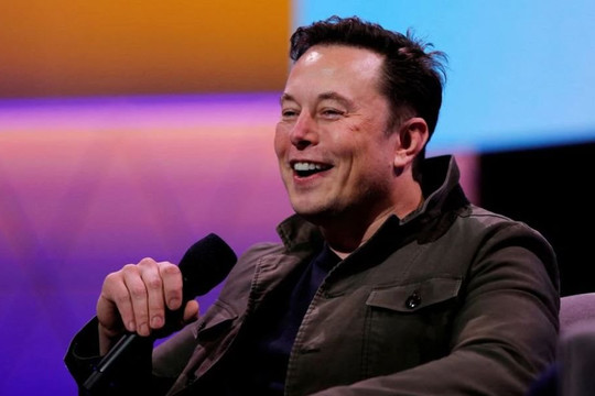 Gặp các trùm công nghệ, Elon Musk nói về thuộc địa hóa sao Hỏa, tỷ lệ sinh, phớt lờ Twitter