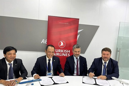 Vietnam Airlines ký thỏa thuận hợp tác song phương với Turkish Airlines