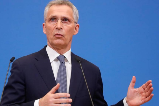 Nhà lãnh đạo NATO: Châu Âu nên ngừng than vãn, phải cứu giúp Ukraine đến cùng