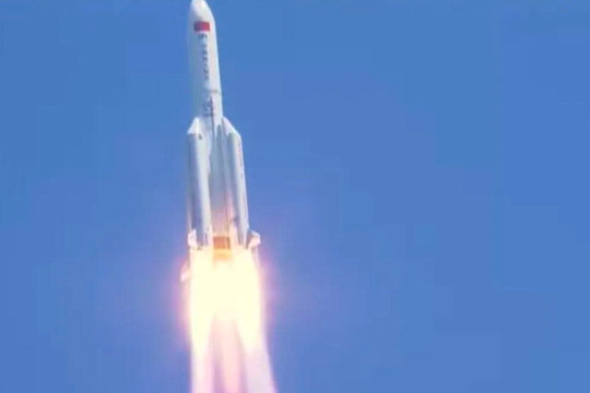 Chuyên gia dự đoán mảnh vỡ tên lửa Trung Quốc sẽ rơi xuống Trái đất vào ngày 31.7