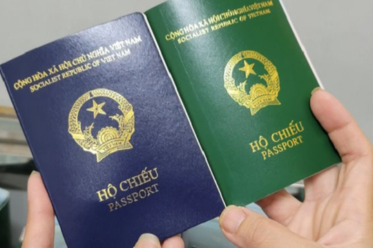 Pháp công nhận hộ chiếu mới của Việt Nam
