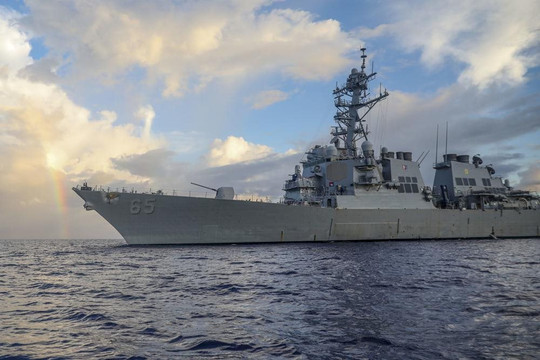 Bộ trưởng Hải quân Mỹ chỉ trích Trung Quốc hành xử hung hăng ở Biển Đông
