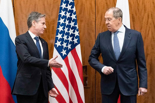 Ngoại trưởng Nga bất ngờ thu xếp được thời gian tiếp chuyện Ngoại trưởng Mỹ
