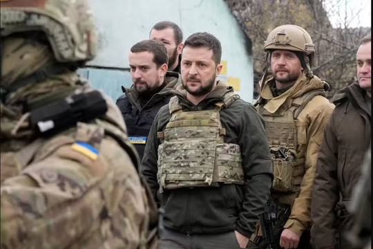 Tổ chức ân xá Quốc tế: Chiến thuật của Ukraine đẩy người dân thành "lá chắn sống"