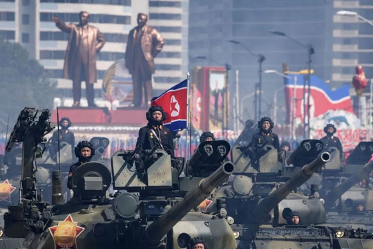 Triều Tiên sẵn sàng cử 10 vạn "chí nguyện quân" giúp Nga trong cuộc chiến ở Ukraine