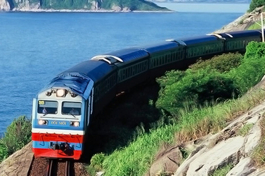 Đường sắt tăng nhiều tàu khách đến các điểm nóng du lịch dịp lễ 2.9