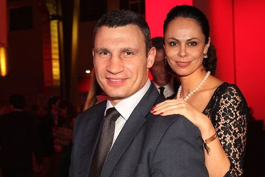 Để vợ sơ tán sang Đức, thị trưởng Kyiv Vitali Klitschko bất ngờ tan vỡ gia đình