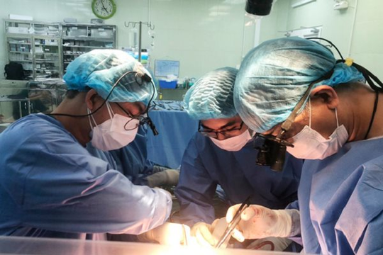 Bộ Y tế: Đã nhập khẩu 28.000 ống thuốc tiêm dùng trong phẫu thuật tim, lồng ngực