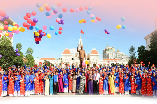 Lễ cưới tập thể cho 100 cặp đôi: Tôn vinh nét đẹp văn hóa Việt