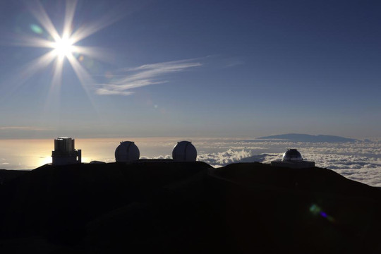 Hawaii chấm dứt tranh cãi về kính viễn vọng trên một đỉnh núi tâm linh
