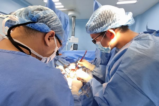 Gần 100% bệnh nhân “chán tiểu” được Bệnh viện Bình Dân chữa thành công