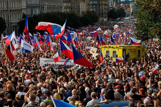 Giá năng lượng tăng cao, dân Czech biểu tình