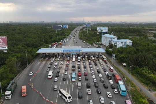 Bộ Giao thông Vận tải yêu cầu lắp thêm làn ETC tuyến cao tốc TP.HCM - Long Thành - Dầu Giây