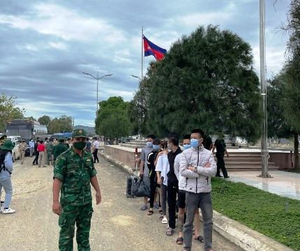 Thêm 44 công dân được tiếp nhận từ Campuchia về An Giang 