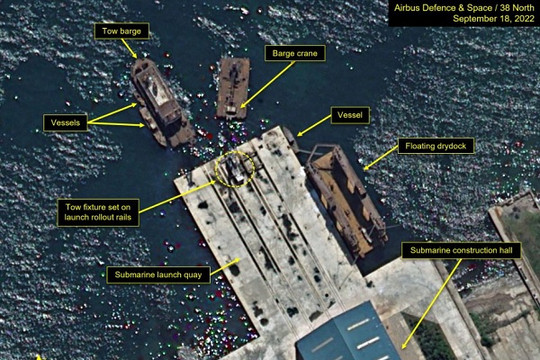 Triều Tiên sắp ra mắt tàu ngầm mới