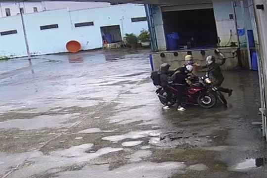Bộ Công an chỉ đạo xử lý nghiêm vụ công an đánh 2 thiếu niên chạy xe máy