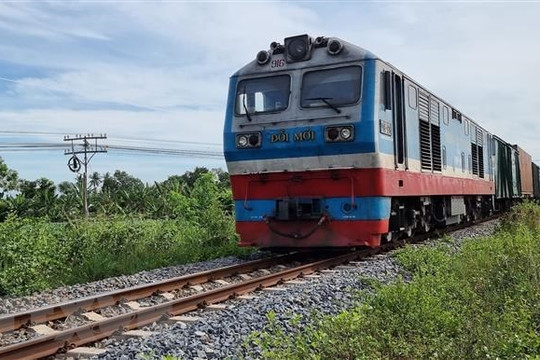 Kết luận của Bộ Chính trị về định hướng phát triển đường sắt Việt Nam