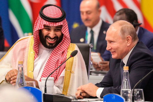 Phớt lờ Mỹ, các nước Trung Đông thi nhau hưởng ứng cắt giảm sản lượng dầu khiến Nga hưởng lợi
