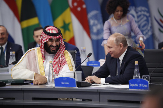 Đòn liên thủ của Nga và Ả Rập Saudi nhằm khiến chính quyền Biden dính "hồi mã thương"