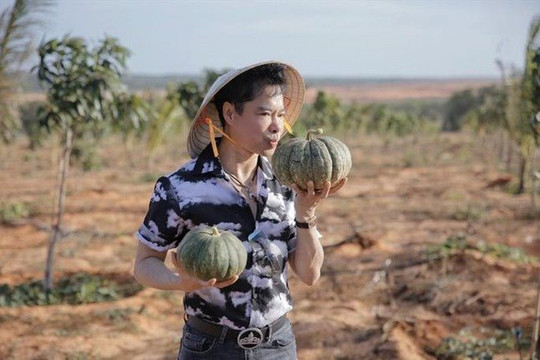 Ca sĩ Ngọc Sơn phản hồi thông tin mua 50ha đất nông nghiệp tại Bình Thuận