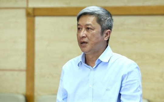 Thứ trưởng Bộ Y tế Nguyễn Trường Sơn nghỉ việc từ 1.11