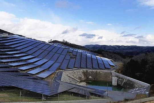 Nhật Bản: Địa phương áp thuế mới khiến ngành điện mặt trời bị phủ bóng đen