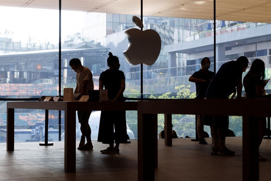 Apple nói dòng iPhone 14 Pro xuất xưởng ít hơn dự báo, người Việt bị ảnh hưởng