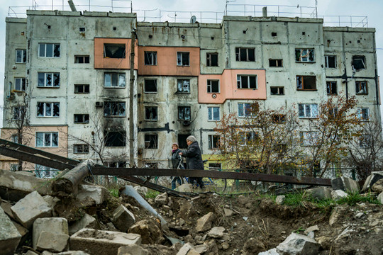 Ukraine nghi Nga dùng chiến thuật ‘vườn không nhà trống’ tại Kherson