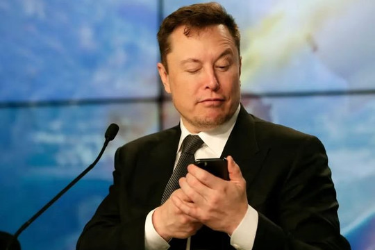 Elon Musk khuyên các CEO nên tweet nhiều hơn nhưng rủi ro là quá lớn