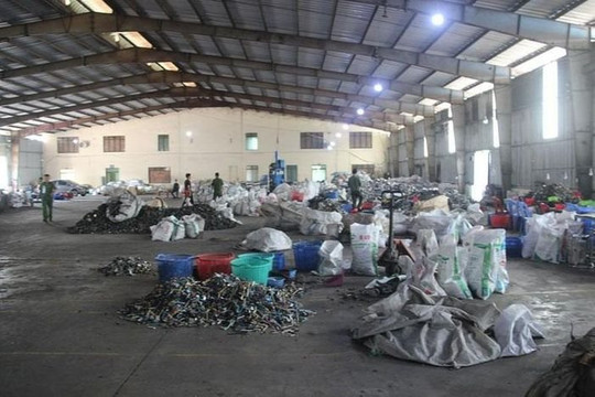 Phát hiện cơ sở tái chế phế liệu trái phép ở Đồng Nai