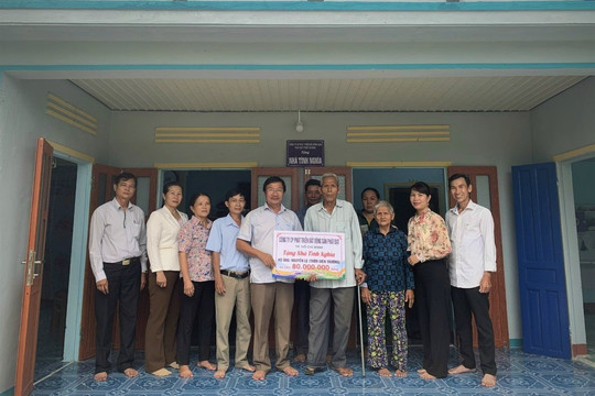 Phát Đạt tặng nhà tình nghĩa cho gia đình chính sách ở Quảng Ngãi