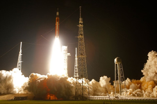 NASA phóng thành công tàu vũ trụ của sứ mệnh Mặt trăng Artemis 1