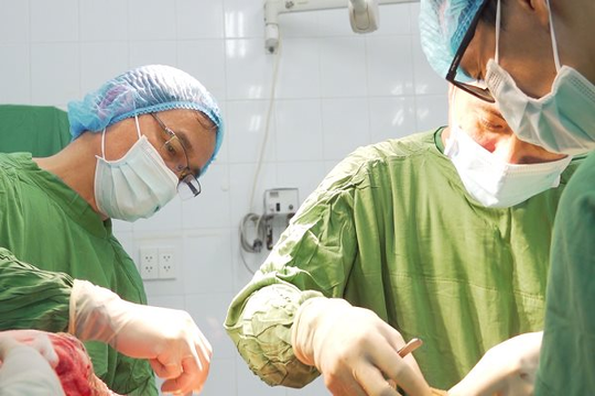 Lần đầu tiên thực hiện ghép da từ người cho chết não tại Việt Nam