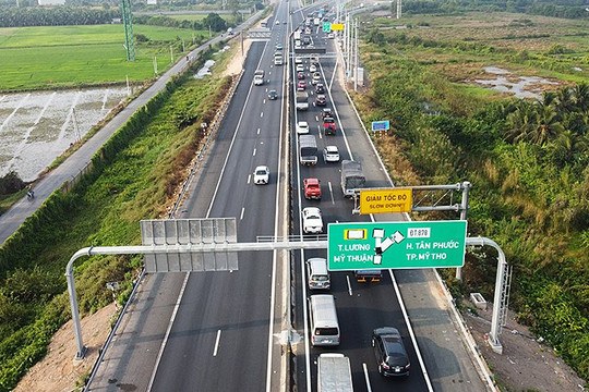 TP.HCM muốn mở rộng cao tốc TP.HCM-Trung Lương lên 8 làn xe