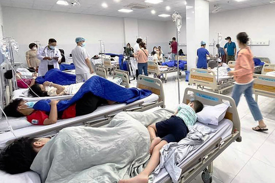 Vụ học sinh ngộ độc ở Nha Trang: Chuyên gia Bộ Y tế vào hỗ trợ điều trị