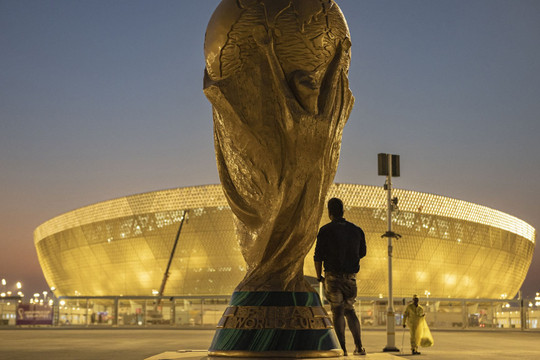 Điều gì tạo nên kỳ World Cup đắt đỏ nhất thế giới? 