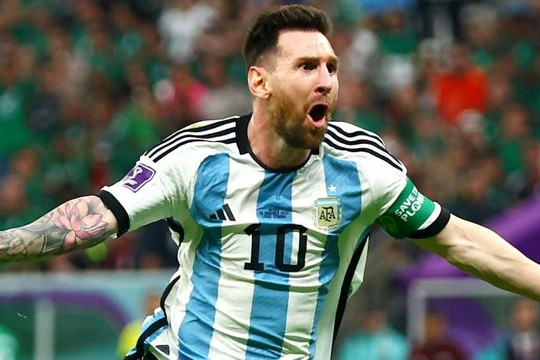 Clip Argentina 2-0 Mexico: Messi ghi tuyệt phẩm giúp Argentina thắng trận đầu tiên