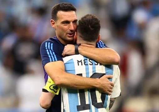 Messi khó giành World Cup nếu thiếu Scaloni, Deschamps được khen là HLV giỏi nhất 10 năm qua