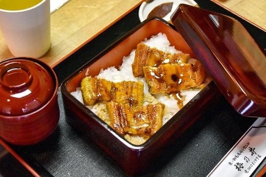 Món lươn Unagi 'tan chảy trong miệng' ở Nhật Bản