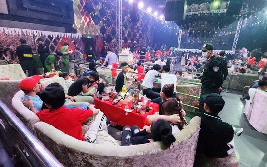 Kiên Giang: Phát hiện 139 người dương tính với ma túy tại Paradise club trong đêm Noel