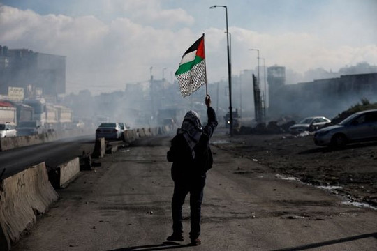 Bộ trưởng An ninh quốc gia Israel hạ lệnh loại bỏ cờ Palestine khỏi nơi công cộng