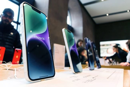 Apple vượt khó trở thành nhà cung cấp smartphone số 1 quý 4, Samsung đứng đầu năm 2022