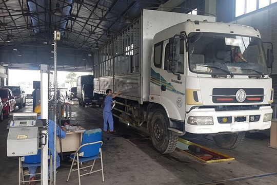 Nam Định: Bắt 5 người liên quan đến sai phạm tại Trung tâm đăng kiểm xe cơ giới