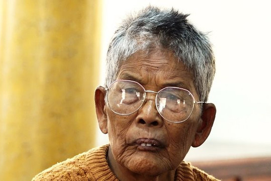An Giang: Trục xuất cụ bà 86 tuổi vận chuyển trái phép vàng và USD qua biên giới
