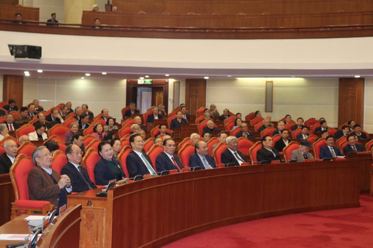 Bộ Chính trị, Ban Bí thư gặp mặt các nguyên lãnh đạo cao cấp