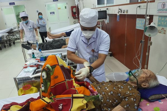 Bệnh viện hạng 2 tuyến huyện cứu sống bệnh nhân ngưng tim, ngưng thở