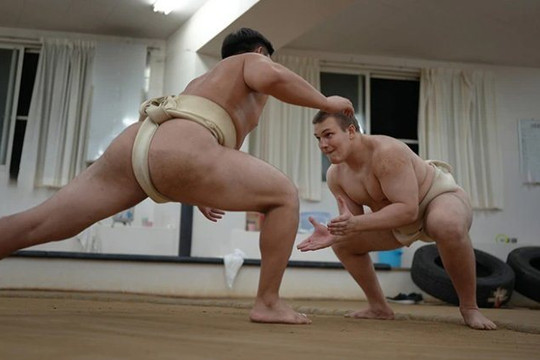 Giấc mộng trở thành võ sĩ Sumo ở Nhật Bản của chàng trai Ukraine